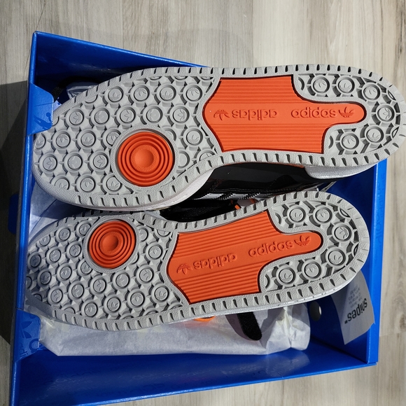 Adidas Forum Bad Boy's Edition - Picture 7 of 11